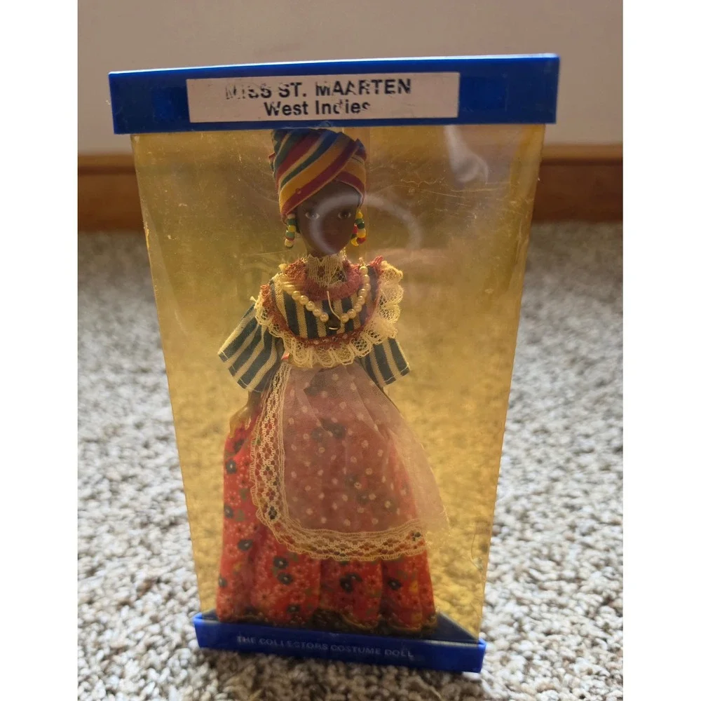 Vintage Rexard Miss St Maarten‎ West Indies Collectors Costume Doll Souvenir Box
